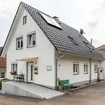 Haus 23 *