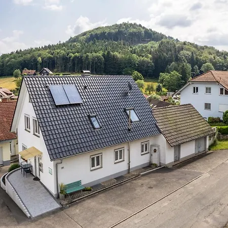 Apartment Haus 23 *