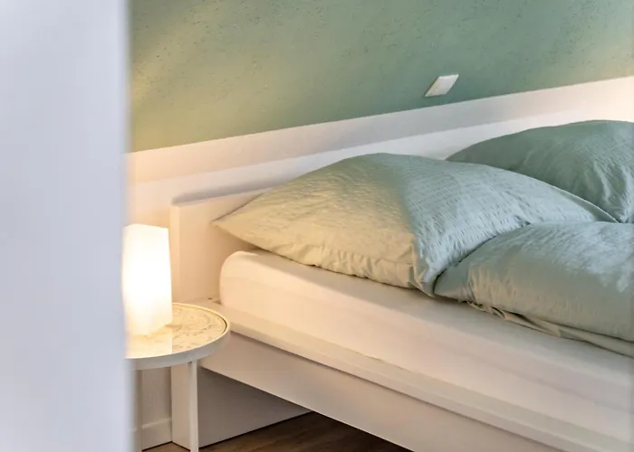 Haus 23 * אטנהיים